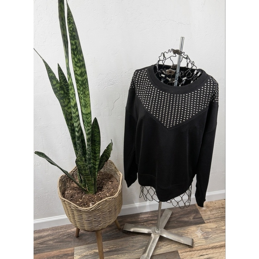 Truth by Republic Womens Black Studded Yoke Crewneck Sweatshirt Size Medium